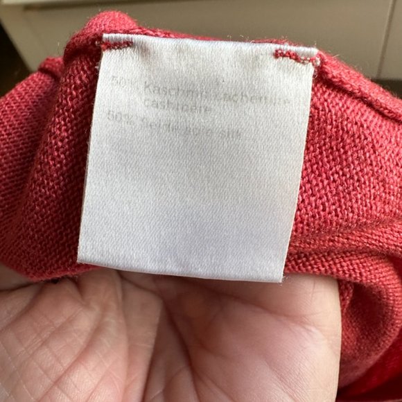 Akris Bergdorff Goodman Silk Cashmere Sweater - Picture 7 of 7